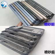 手机后盖去毛刺喷砂效果 